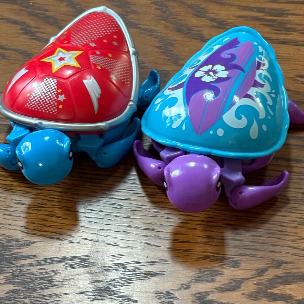 2 Little Live Pets Lil Turtle Rip Swirl and Super Star *READ*